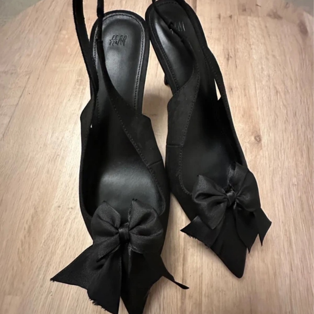 Zara Black Slingback Heels with Bow
